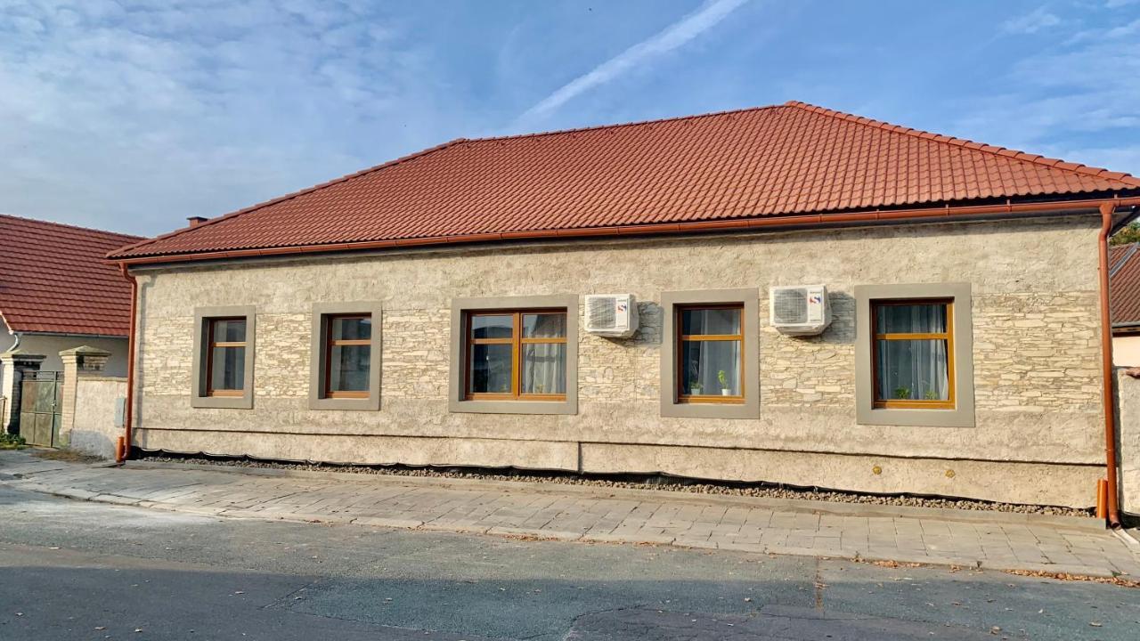 Fara No71 Apart 3 Libice nad Cidlinou Kültér fotó